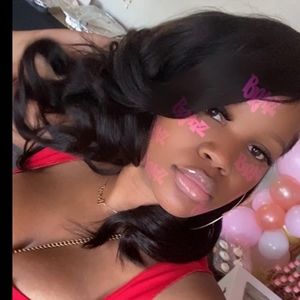 Meet your Posher, Tonae